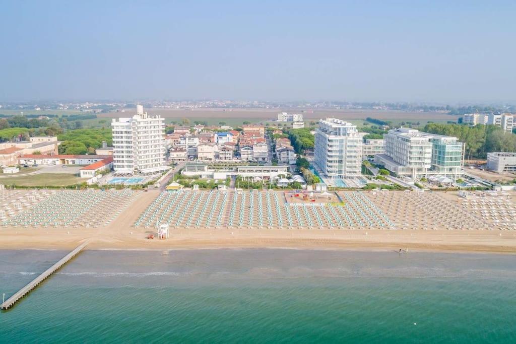 White House * Lido di Jesolo